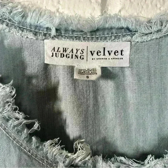 Always Judging x Velvet Short Sleeve Top-Small - Picture 3 of 7